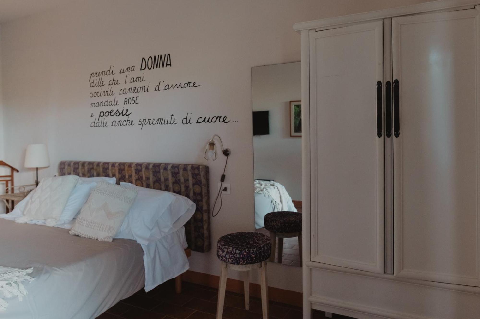 Podere Conte Gherardo カスタニェート・カルドゥッチ 部屋 写真